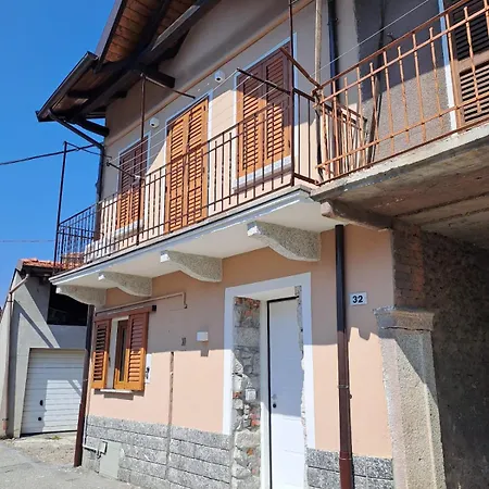 בית נופש Stone House San Maurizio D'opaglio